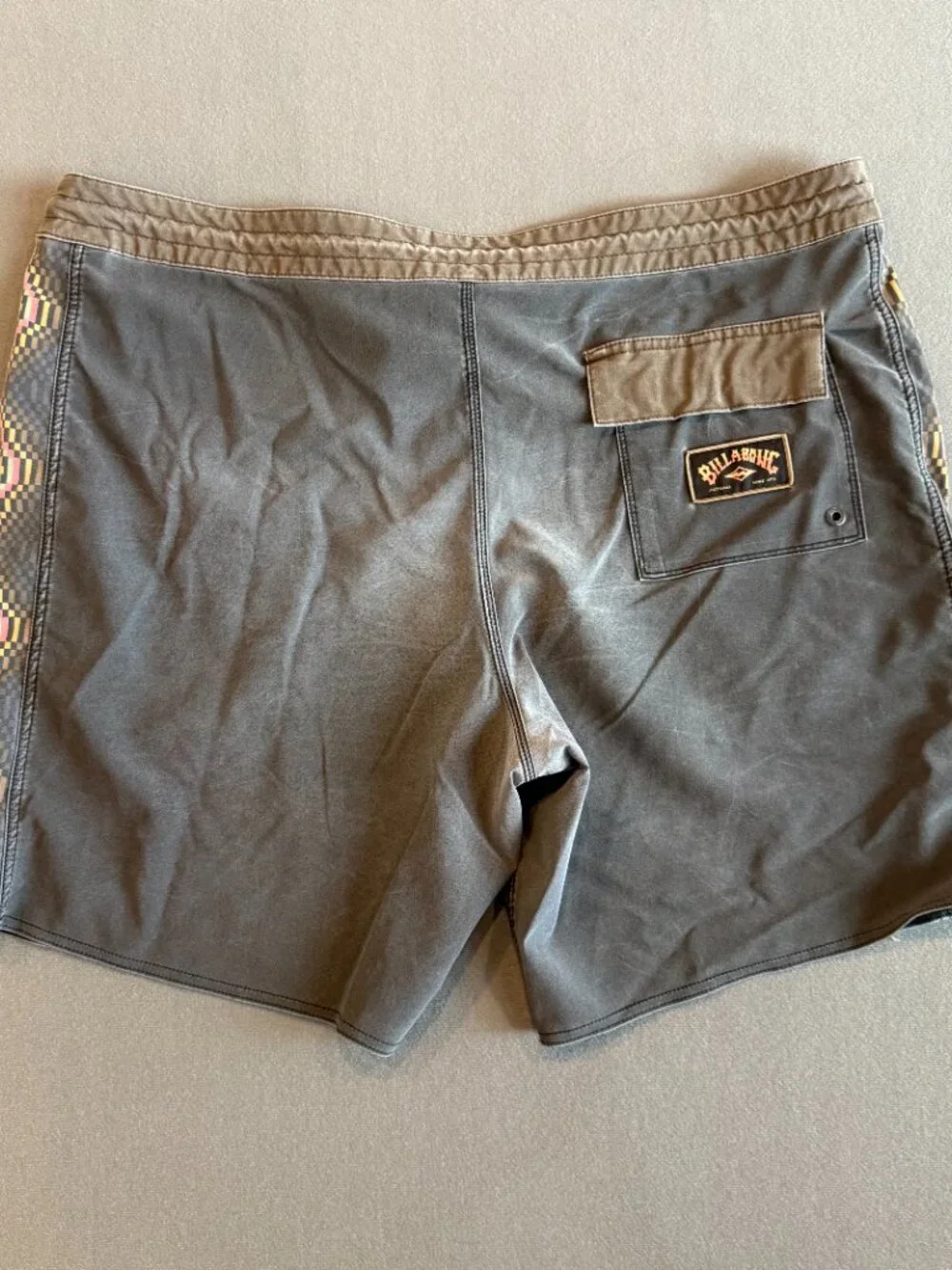 Billabong Recycler Lo Tide Men’s Boardshorts Size 40 Black Geometric Swim Trunks